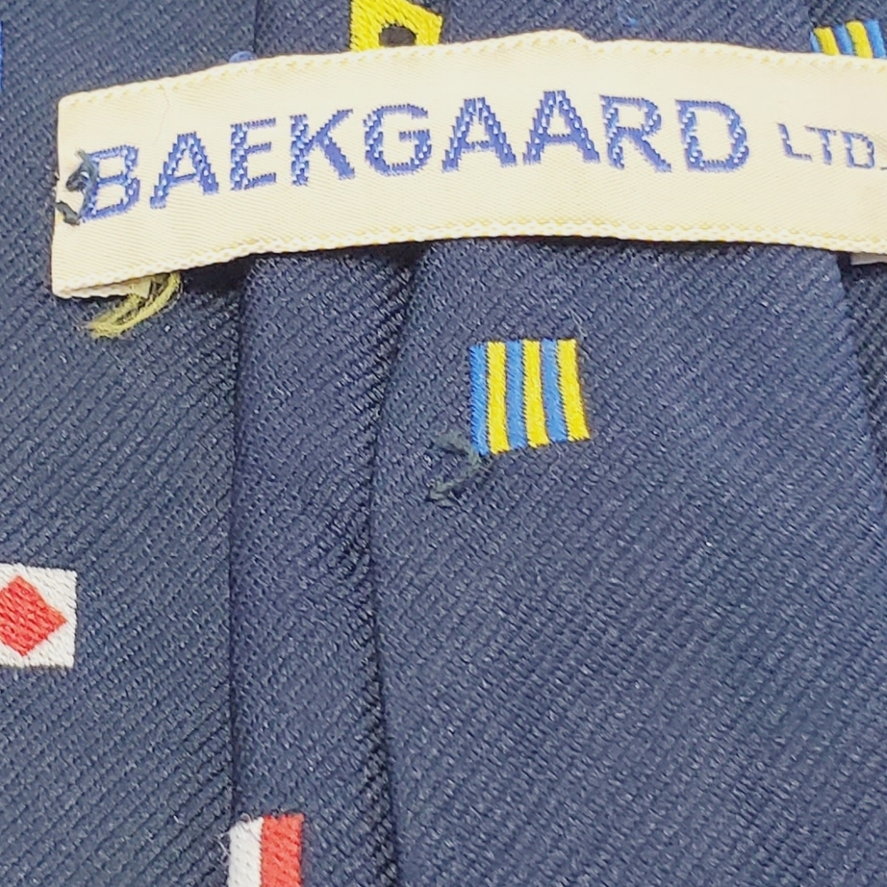 Baekgaard Necktie Blue Geometric Pattern Men's Terelene Neck Tie 54x3.25" - Picture 3 of 6